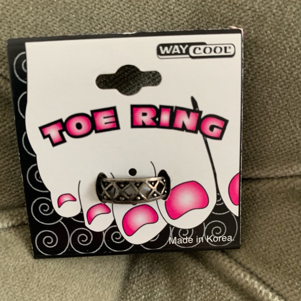 Toe Ring NWT Silver tone adjustable one size cute summer Way Cool brand OS